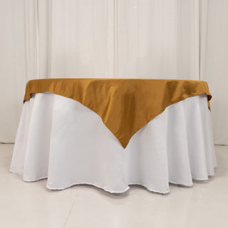 <h3 style="margin-left:0px;"><strong>Exquisite Gold Lamour Satin Table Overlay</strong>