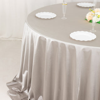 <strong>Multiple Ways To Style With A Shimmer Silver Tablecloth </strong>