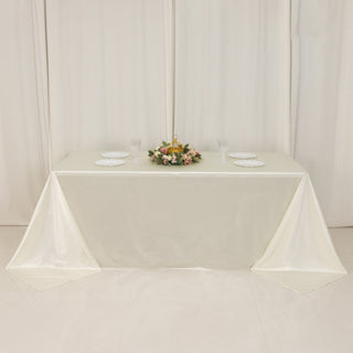 <span style="background-color:rgb(255,255,255);color:rgb(29,31,37);">Premium Pearl White Rectangle Scuba Tablecloth 90"x132"</span>