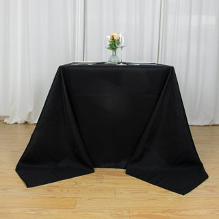 Effortless Elegance with a Stain and Wrinkle-Resistant Tablecloth