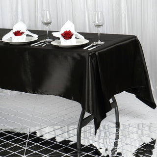 Black Satin Tablecloth for Elegant Event Decor