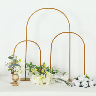 Gold Metal Arch Wedding Cake Stand