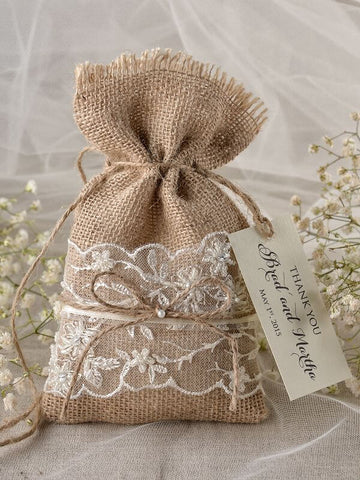 Thanksgiving Wedding Ideas