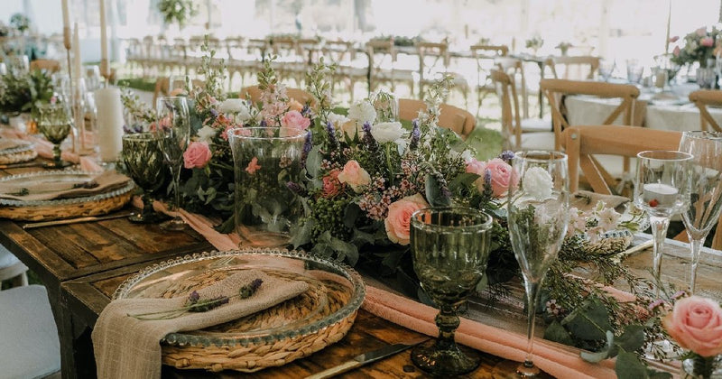  wedding colors have a certain softness that is eye-catching without being too vibrant.