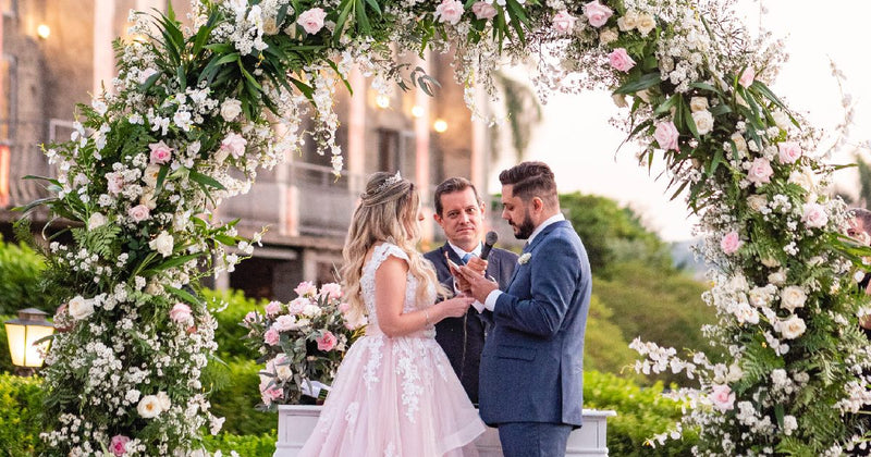 floral-wedding-arch-decor