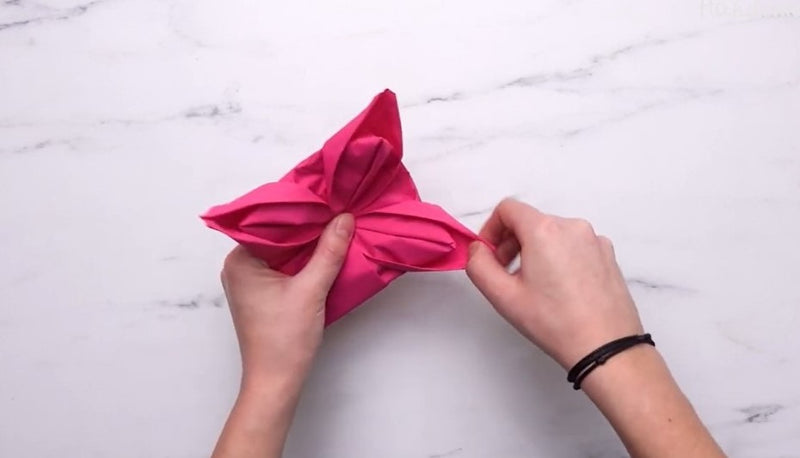 Napkin Folds for Wedding Receptions- flower napkin folding tutorial