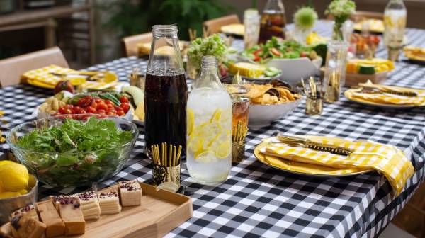 graduation party food and drinks