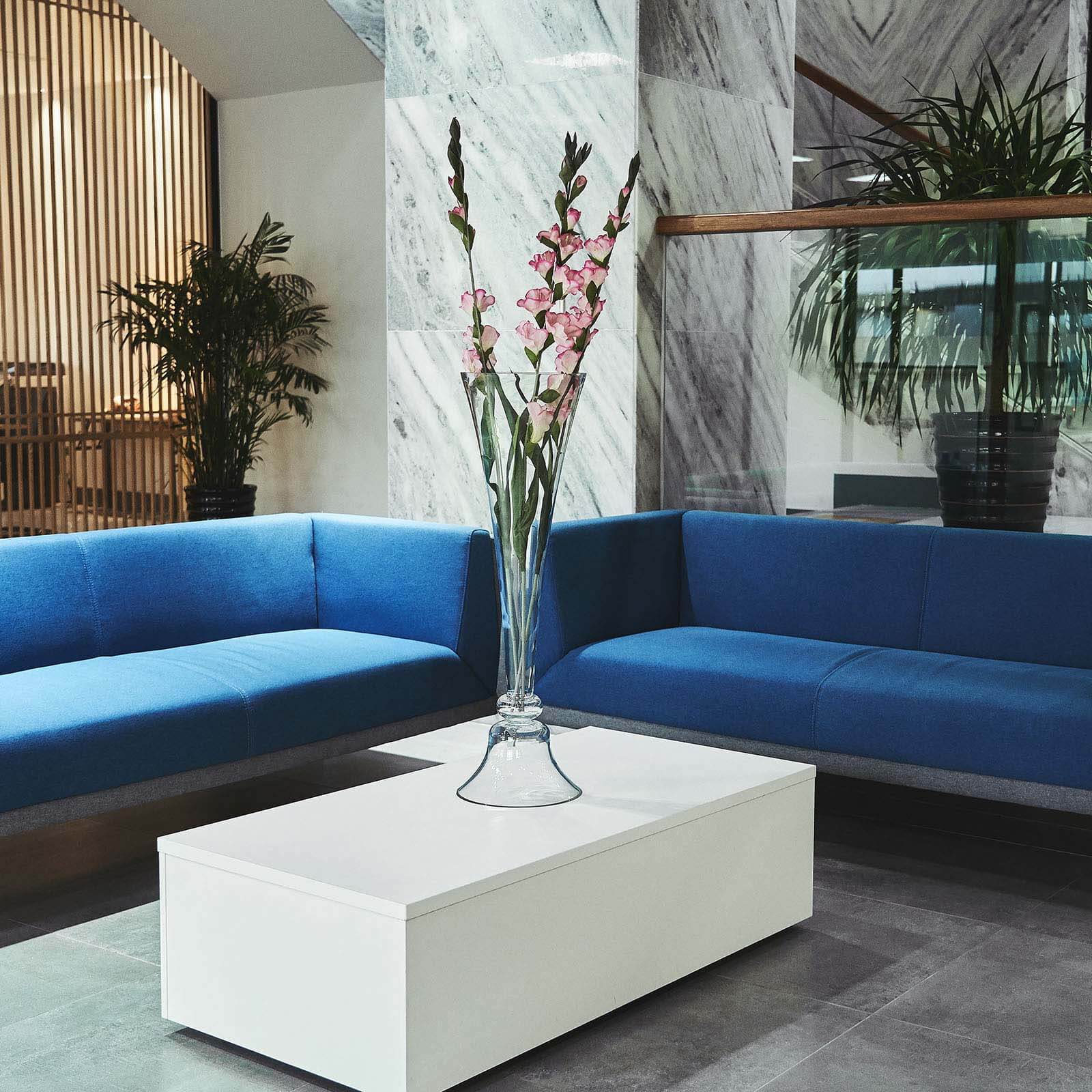 Slide image 88e45bb77f5d4b759d46c1e203d2791e