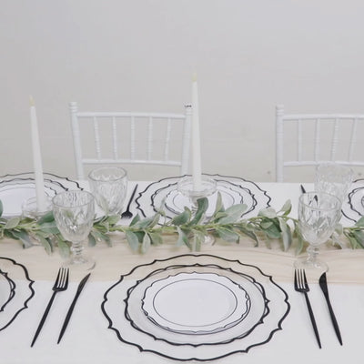 10-Pack Plastic Round Dinner Plates in Clear with Black Scalloped Rim - Disposable Party Plates