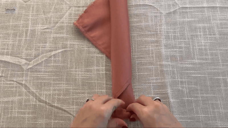 Step 4. Shape the Rose