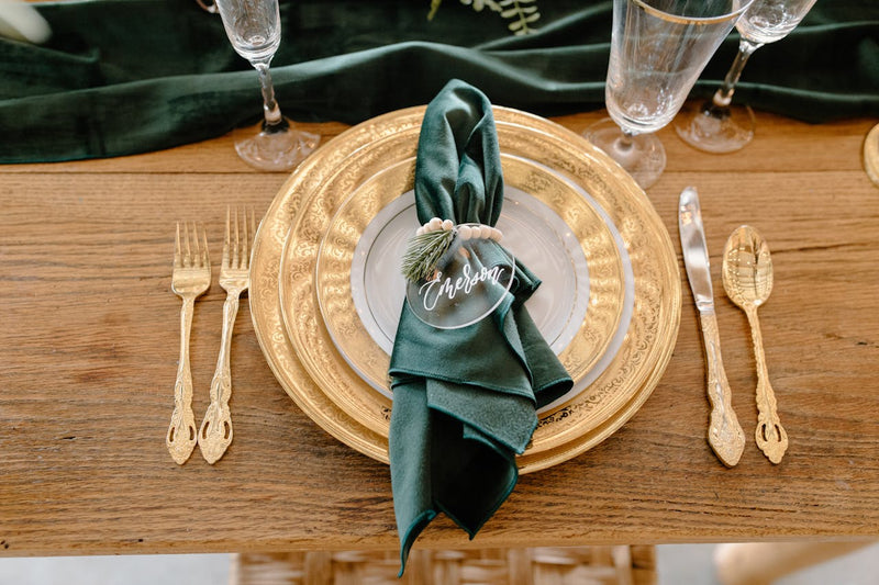 Napkin Folds for Wedding Receptions- styling tips for wedding napkins