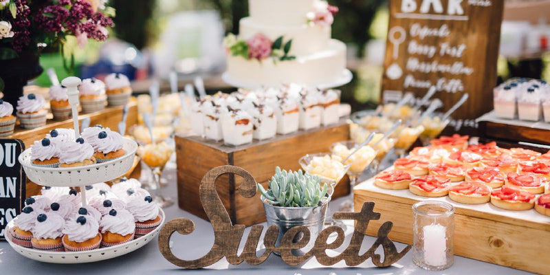 wedding dessert table decor