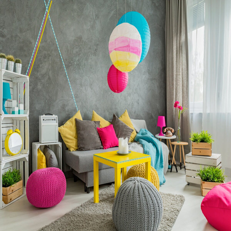 Cushions and plants in a bright summer living room