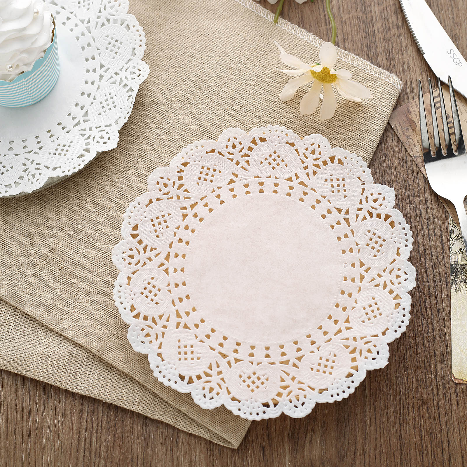 100 Pcs | 6 Round White Lace Paper Doilies, Food Grade Paper | by Tableclothsfactory