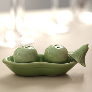 Charming Green Ceramic Salt and Pepper Shaker Set for Two Peas In A Pod