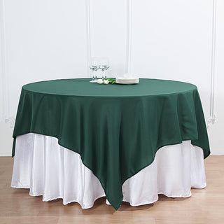 Create a Stunning Table Setting with the Hunter Emerald Green Table Overlay