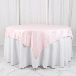 Elegant Blush Accordion Crinkle Taffeta Table Overlay for a Glamorous Tablescape