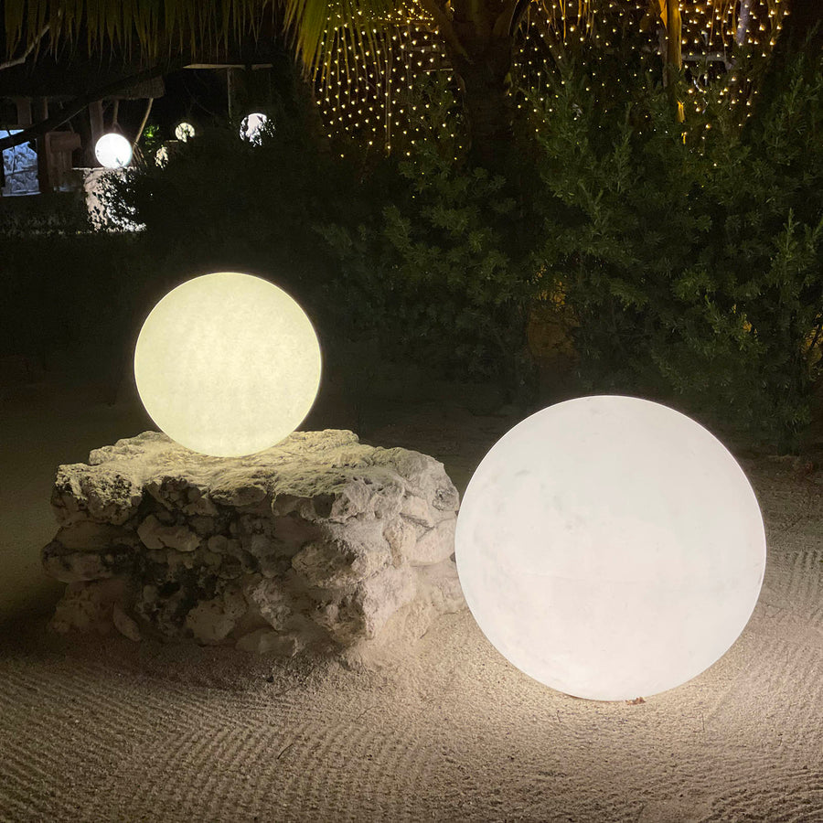 Cordless Floating Pool Lights with Remote, Garden Lights 16 RGB Colors Light Up Ball
