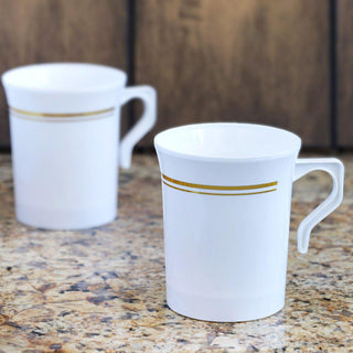 Elegant White and Gold Plastic Coffee Cups for Stylish Events