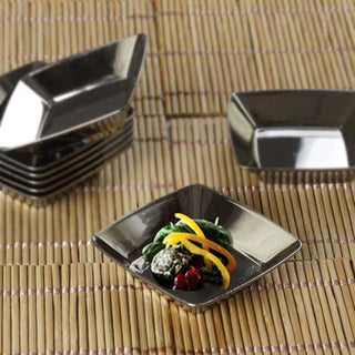 Convenient and Stylish Silver Chrome Disposable Bowls