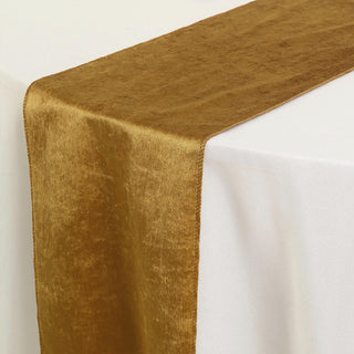 Create a Luxurious Atmosphere with the Gold Premium Velvet Table Runner