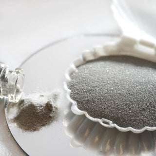 Add Elegance to Your Décor with Silver Gray Decorative Sand