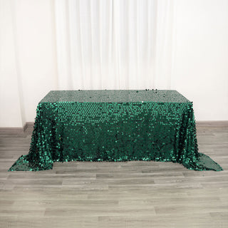 Create a Magical Atmosphere with Emerald Green Decor